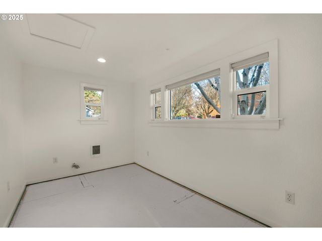 164 SUNSET Blvd, Cannon Beach, OR 97110