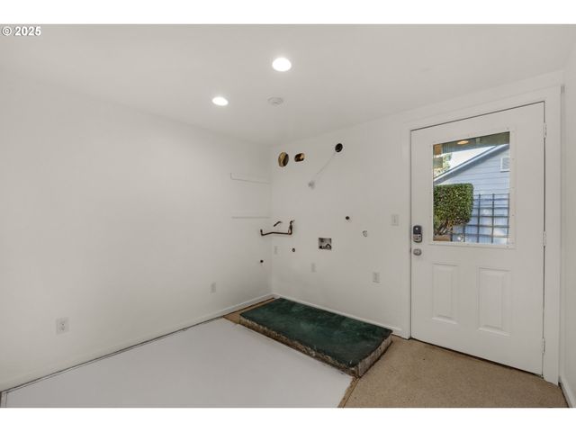 164 SUNSET Blvd, Cannon Beach, OR 97110