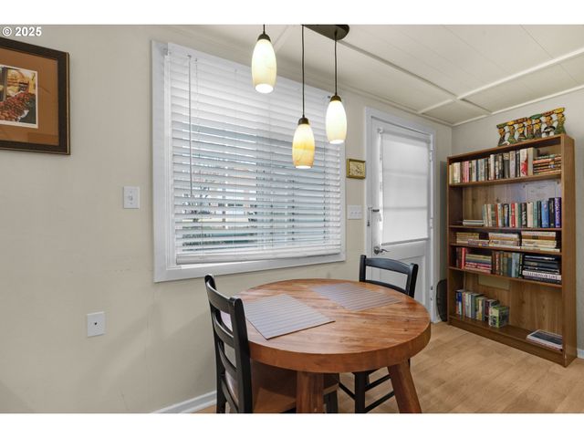 164 SUNSET Blvd, Cannon Beach, OR 97110