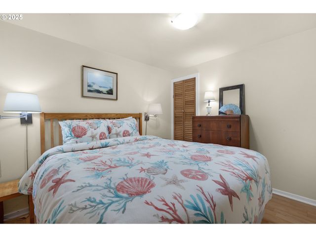 164 SUNSET Blvd, Cannon Beach, OR 97110