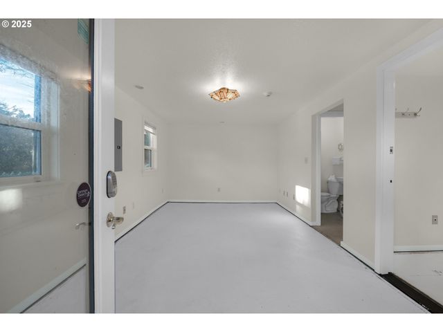 164 SUNSET Blvd, Cannon Beach, OR 97110