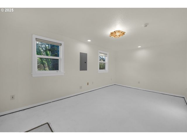 164 SUNSET Blvd, Cannon Beach, OR 97110