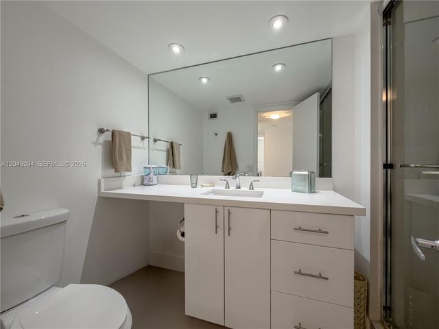 2750 NE 183rd Street 2108, Aventura, FL 33160