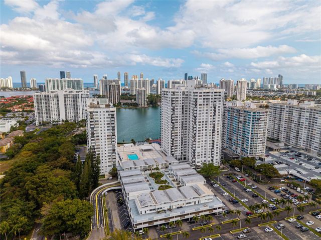 2750 NE 183rd Street 2108, Aventura, FL 33160