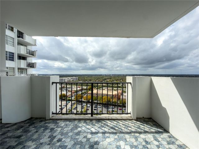 2750 NE 183rd Street 2108, Aventura, FL 33160