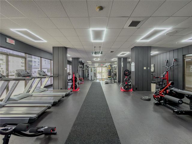 2750 NE 183rd Street 2108, Aventura, FL 33160
