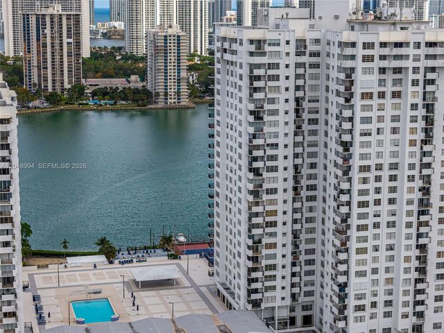 2750 NE 183rd Street 2108, Aventura, FL 33160