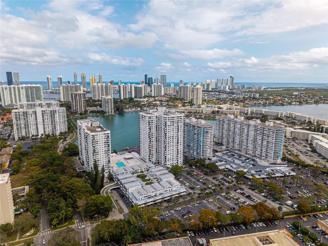 2750 NE 183rd Street 2108, Aventura, FL 33160