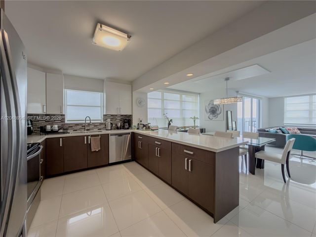 2750 NE 183rd Street 2108, Aventura, FL 33160