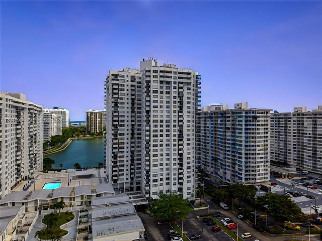 2750 NE 183rd Street 2108, Aventura, FL 33160