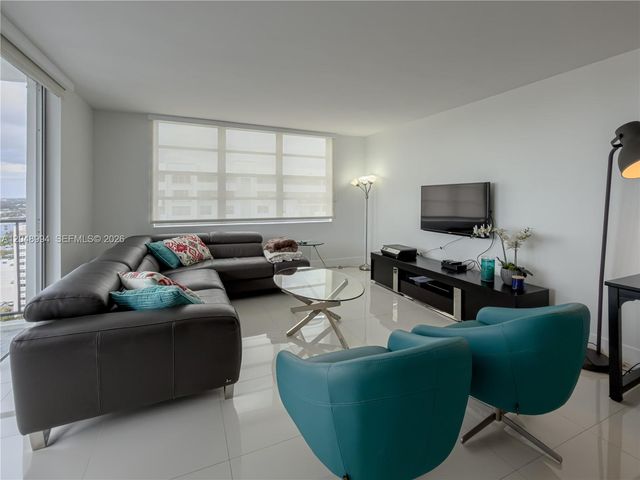 2750 NE 183rd Street 2108, Aventura, FL 33160