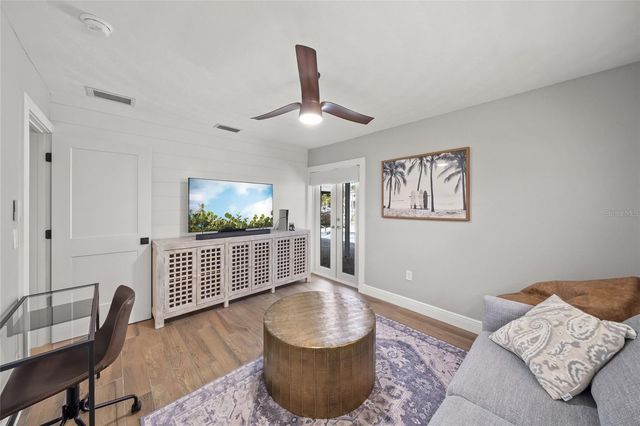 549 HALYARD LANE, Longboat Key, FL 34228