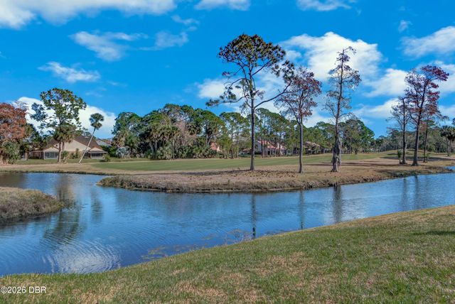 932 Pelican Bay Drive, Daytona Beach, FL 32119
