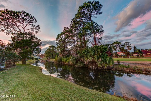 932 Pelican Bay Drive, Daytona Beach, FL 32119