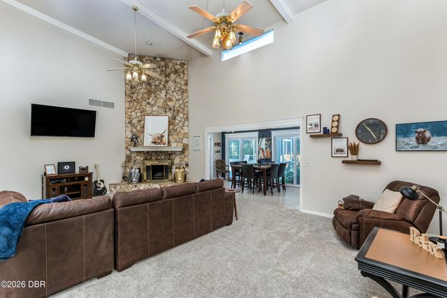 932 Pelican Bay Drive, Daytona Beach, FL 32119