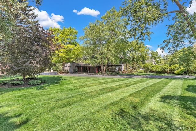72 North Long Street, Amherst, NY 14221
