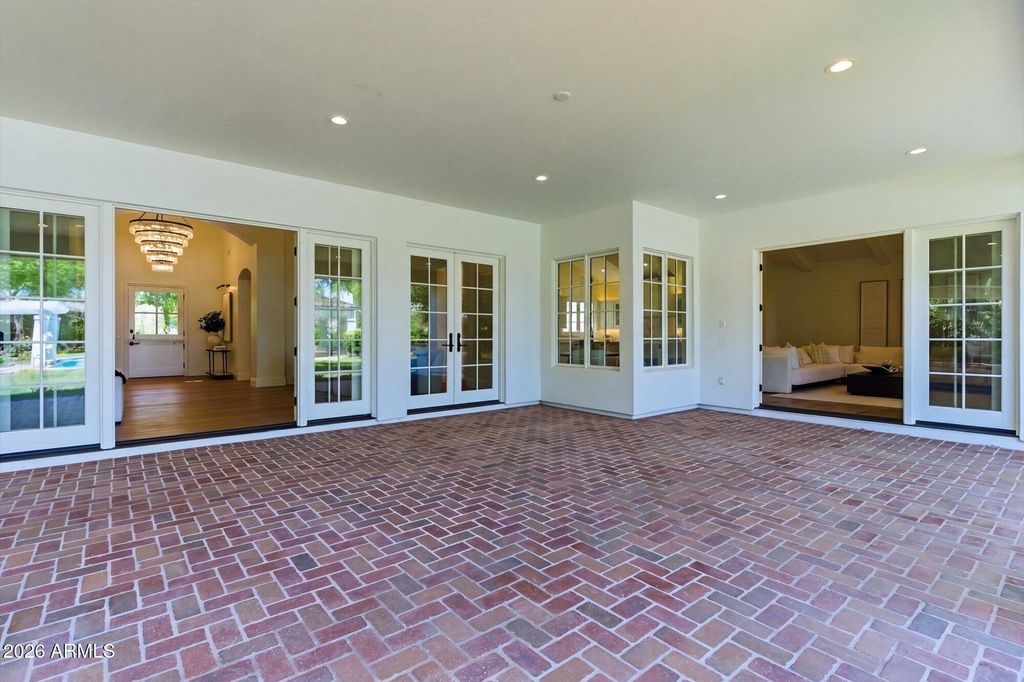 Image 30 of property listing at 6840 E HORSESHOE Road, Paradise Valley, AZ 85253