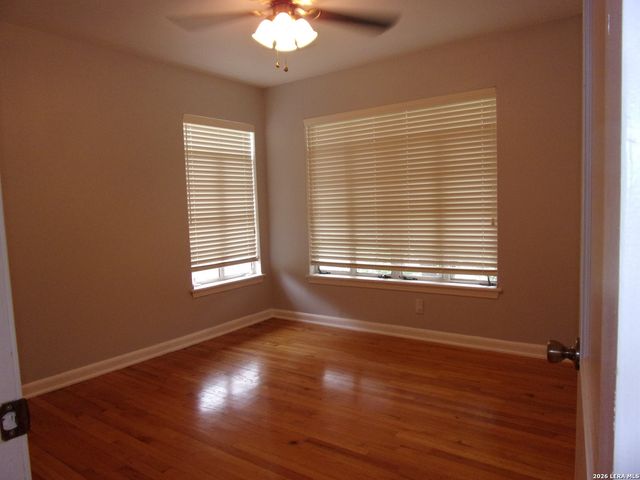 215 DANVILLE AVE, San Antonio, TX 78201