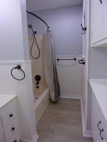 215 DANVILLE AVE, San Antonio, TX 78201