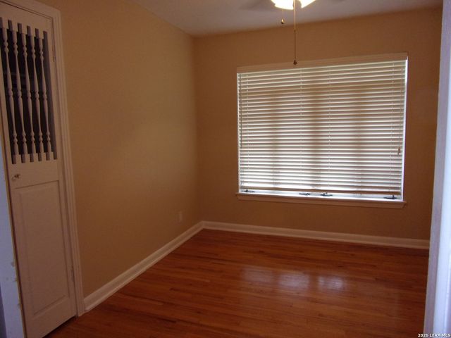 215 DANVILLE AVE, San Antonio, TX 78201