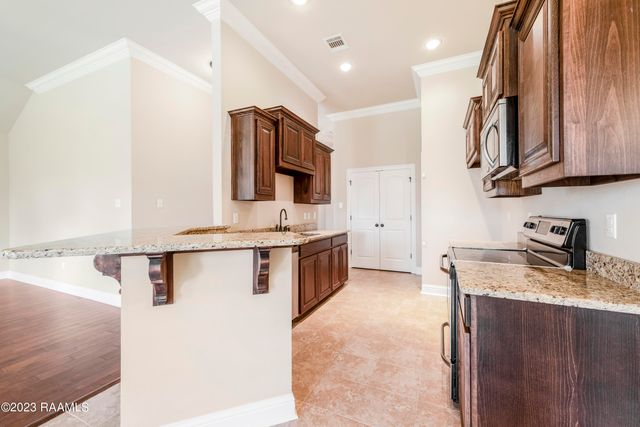 244 Rosemary Place, Lafayette, LA 70508