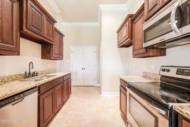244 Rosemary Place, Lafayette, LA 70508