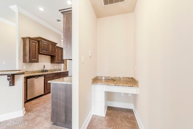 244 Rosemary Place, Lafayette, LA 70508