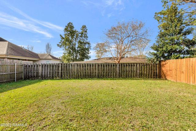 244 Rosemary Place, Lafayette, LA 70508