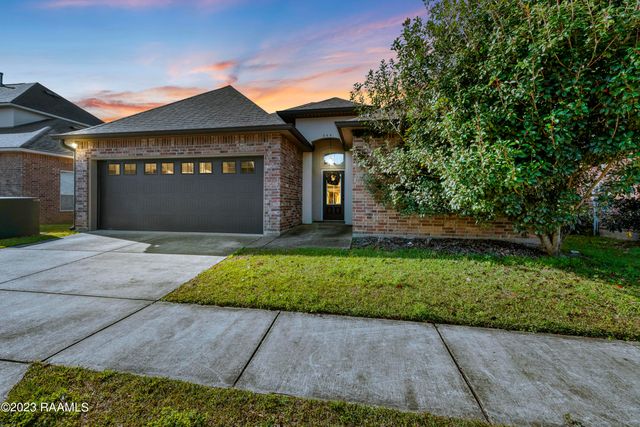 244 Rosemary Place, Lafayette, LA 70508