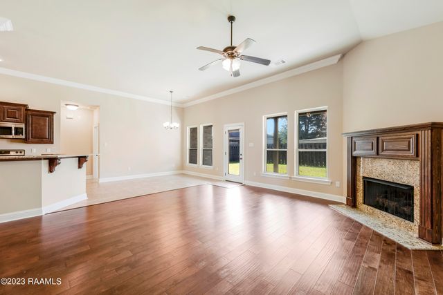 244 Rosemary Place, Lafayette, LA 70508