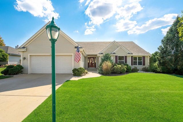 660 Cherrywood DRIVE, Waterford, WI 53185