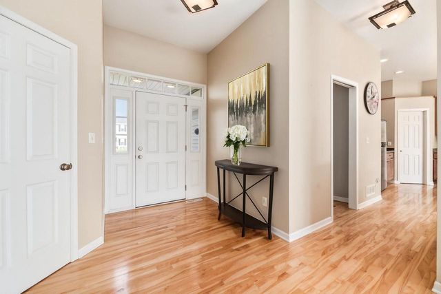 660 Cherrywood DRIVE, Waterford, WI 53185