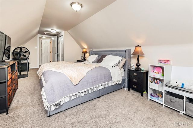 11624 Denny Road, St Louis, MO 63126