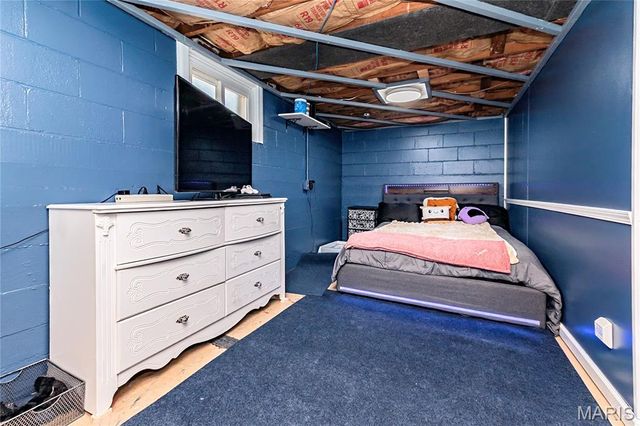 11624 Denny Road, St Louis, MO 63126