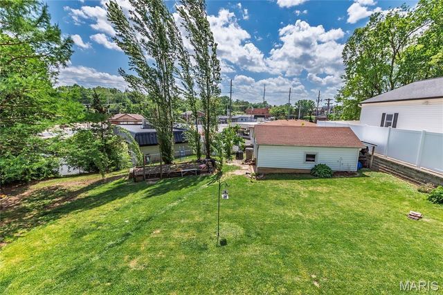 11624 Denny Road, St Louis, MO 63126