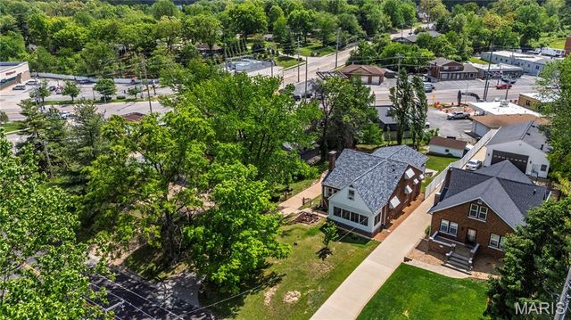 11624 Denny Road, St Louis, MO 63126