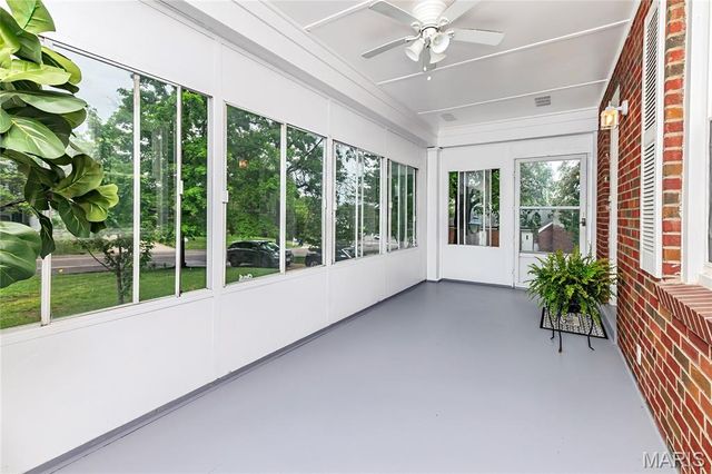 11624 Denny Road, St Louis, MO 63126
