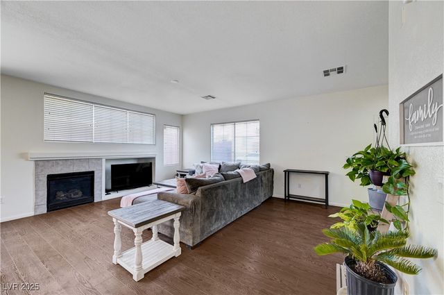 4013 Kindhearted Court, North Las Vegas, NV 89032