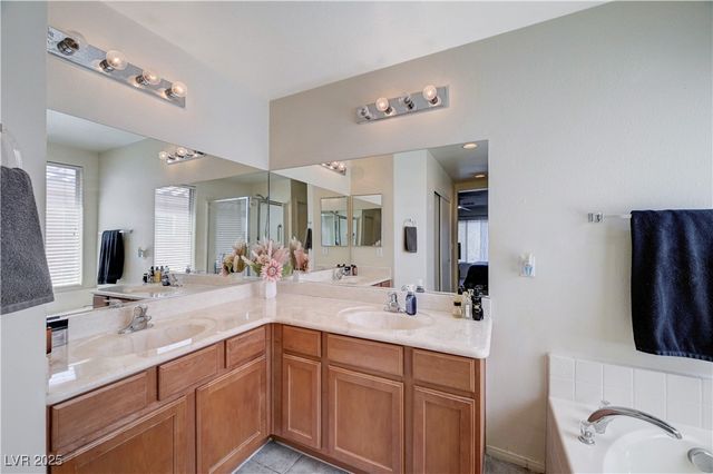 4013 Kindhearted Court, North Las Vegas, NV 89032