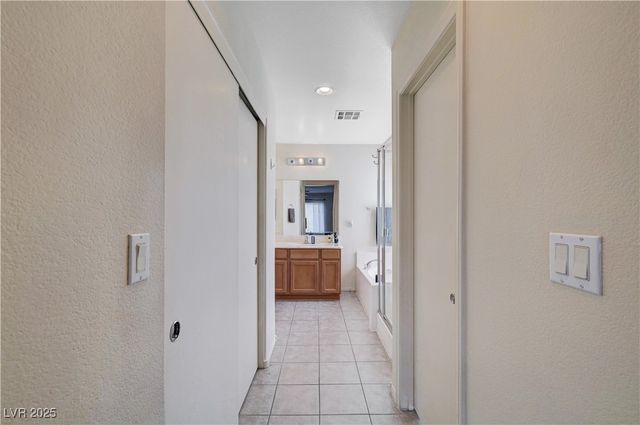 4013 Kindhearted Court, North Las Vegas, NV 89032