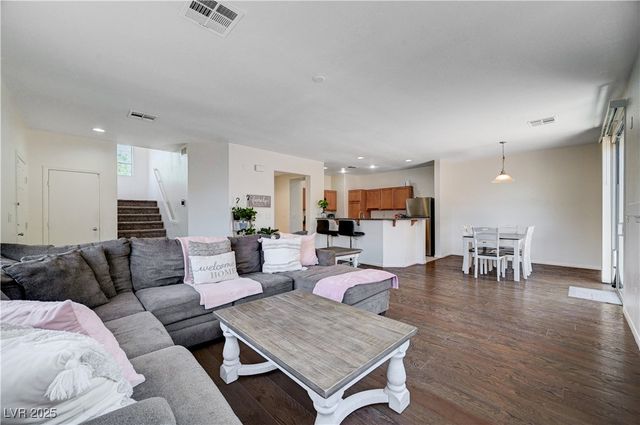 4013 Kindhearted Court, North Las Vegas, NV 89032