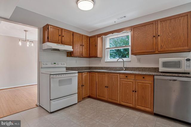 405 4TH AVE N, Glen Burnie, MD 21061
