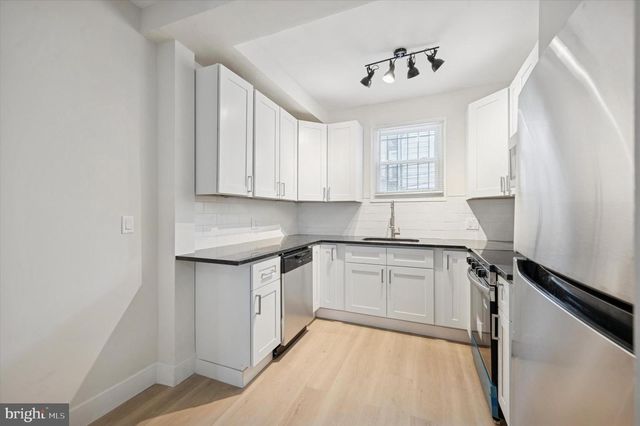 2457 N PATTON ST, Philadelphia, PA 19132