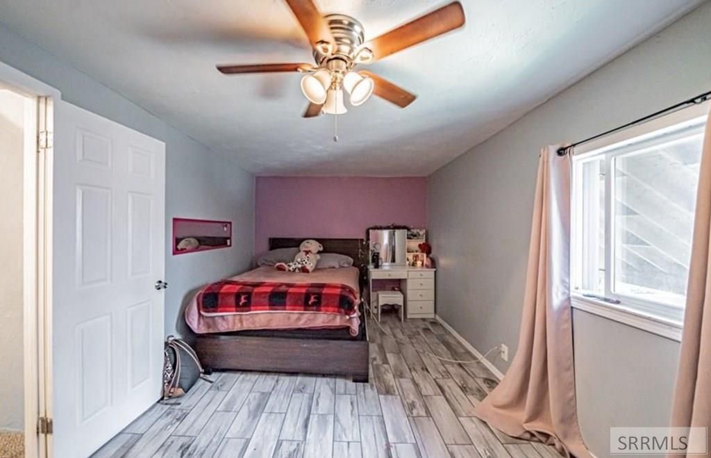 Image 5 of property listing at 1055 Royal Avenue, Idaho Falls, ID 83401
