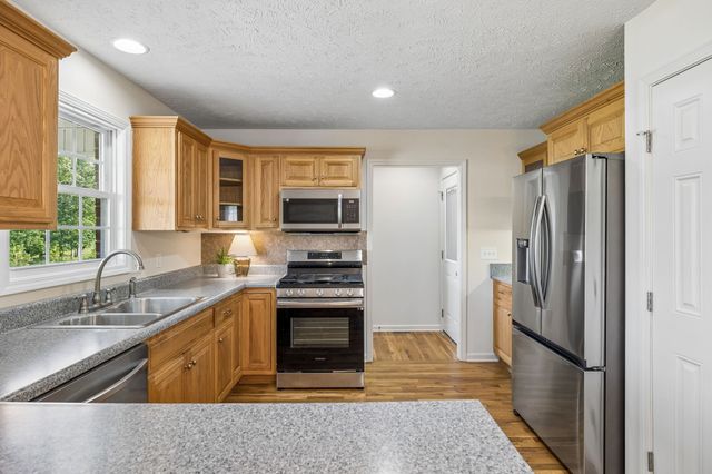 7899 W Lick Creek Rd, Primm Springs, TN 38476