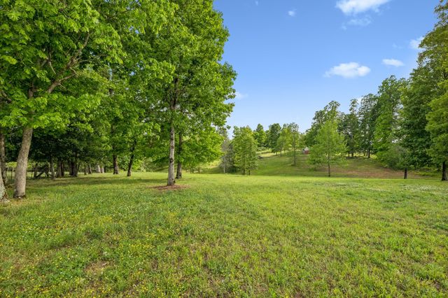 7899 W Lick Creek Rd, Primm Springs, TN 38476