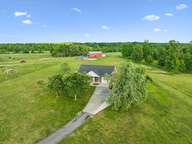 7899 W Lick Creek Rd, Primm Springs, TN 38476