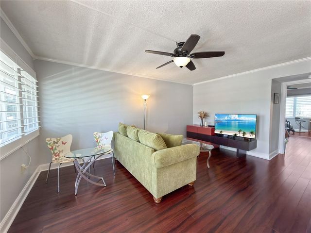 8100 DR MARTIN LUTHER KING JR STREET N 202, St Petersburg, FL 33702