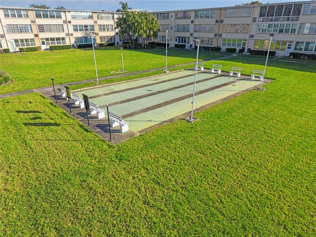 8100 DR MARTIN LUTHER KING JR STREET N 202, St Petersburg, FL 33702