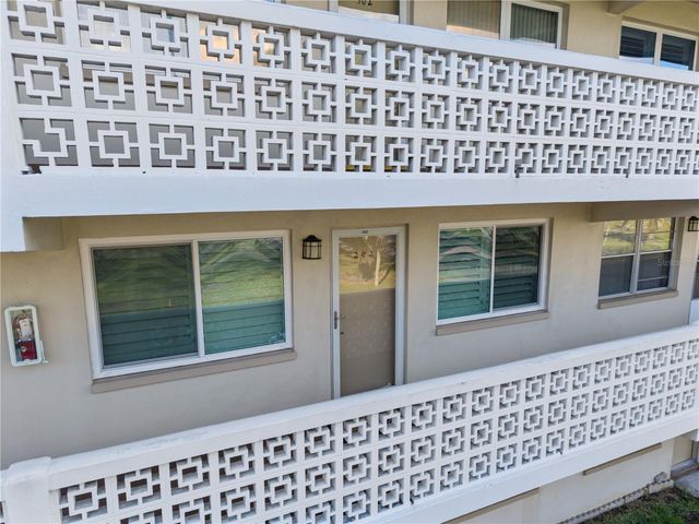 8100 DR MARTIN LUTHER KING JR STREET N 202, St Petersburg, FL 33702